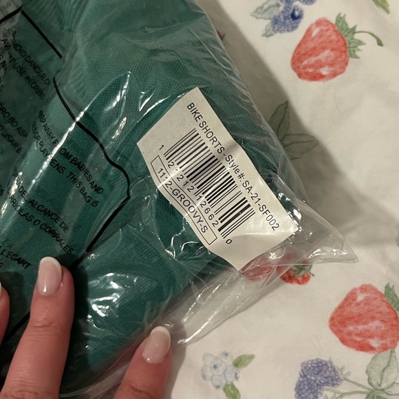 NWT Set Active Sculptflex Bike Short in Groovy - Picture 2 of 2